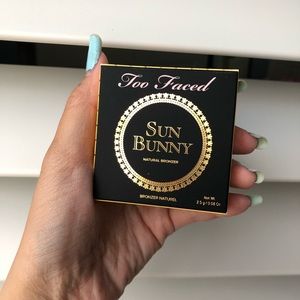 Too Faced Sun Bunny bronzer mini